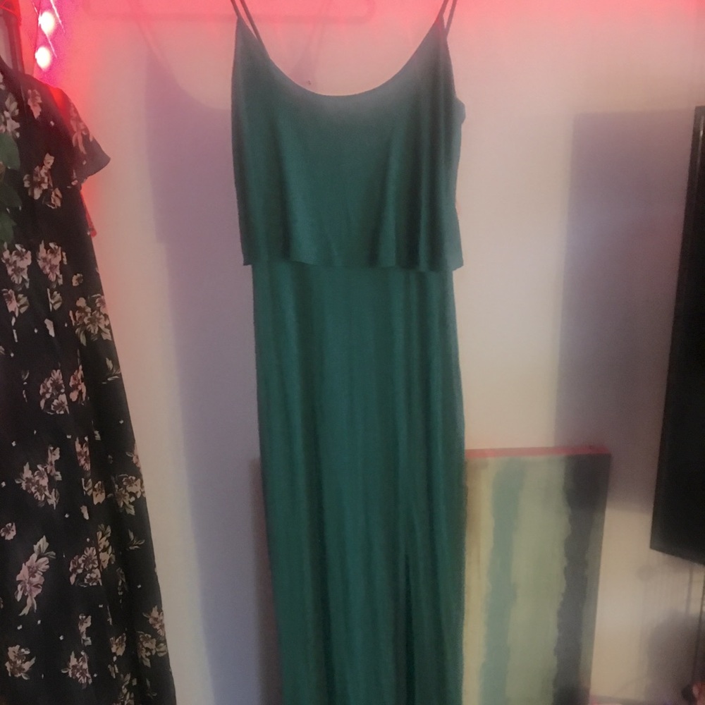 Maxi dress with slit green forest